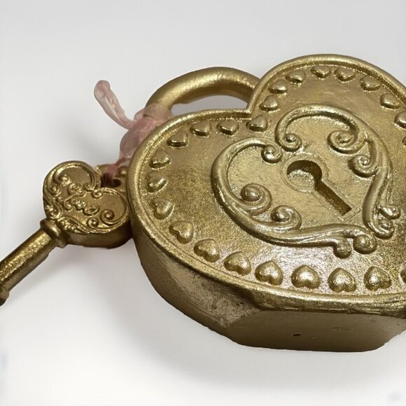 Gold Heart and Key Locket Decor w/ Cute Pink Bow Girls Women Room New Key Broken - Picture 5 of 13